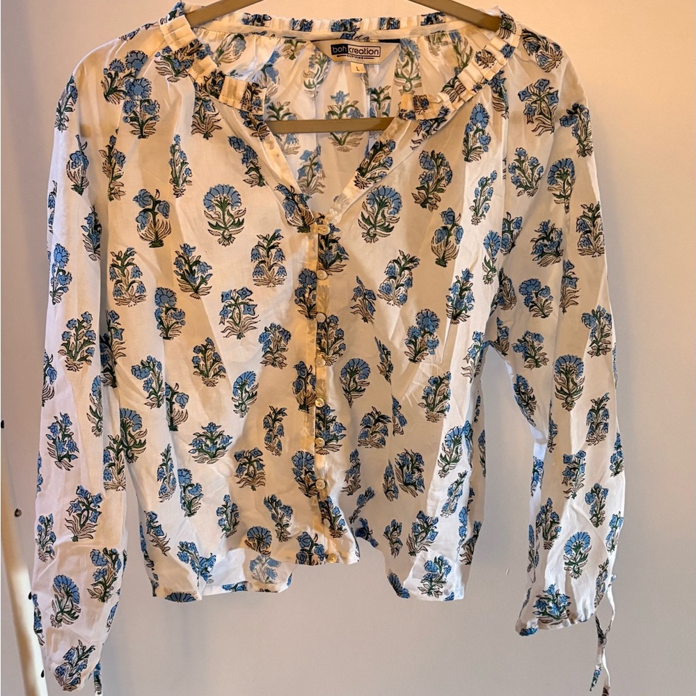 Block Print Floral Blouse in White and Blue